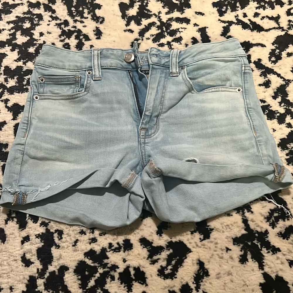 American Eagle Size 6 Short Jean Shorts